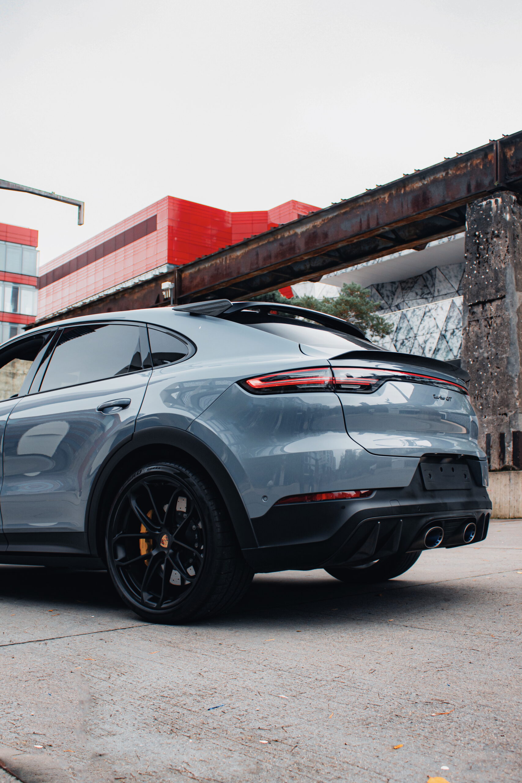 Location Porsche Cayman 718 GT4RS Leasydrive Luxembourg vignes